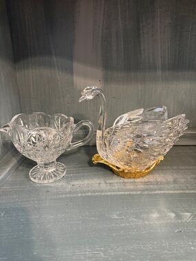 Cristal Swan and Cristal Gravy Boat